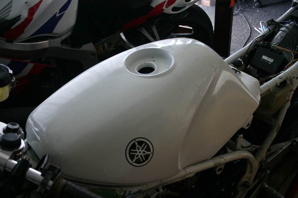 An image of Yamaha Past Masters race bike fuel tank goes here.