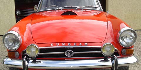 Image of This Sunbeam Tiger had its bonnet modified to include louvres and air intake scoop